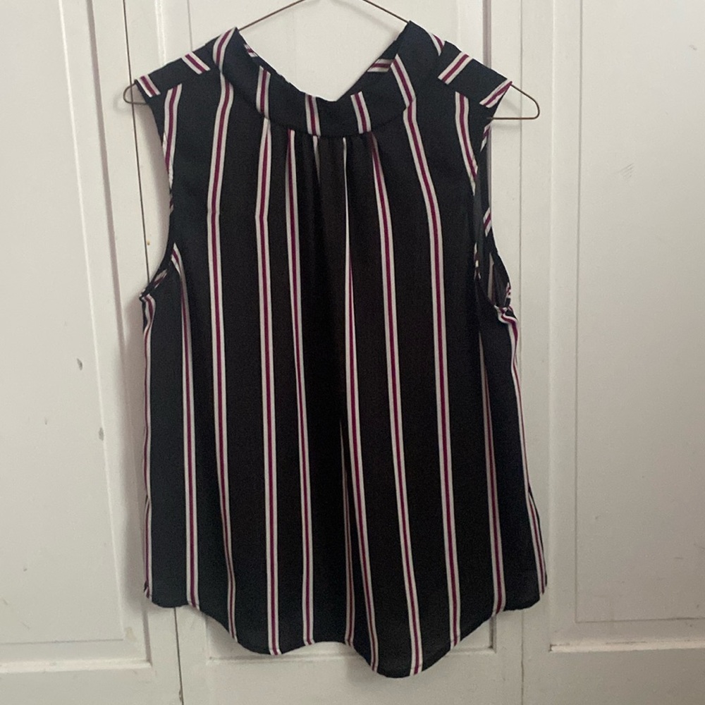Who What Wear Sleeveless Black with Red and White Stripes Medium Tunic Top